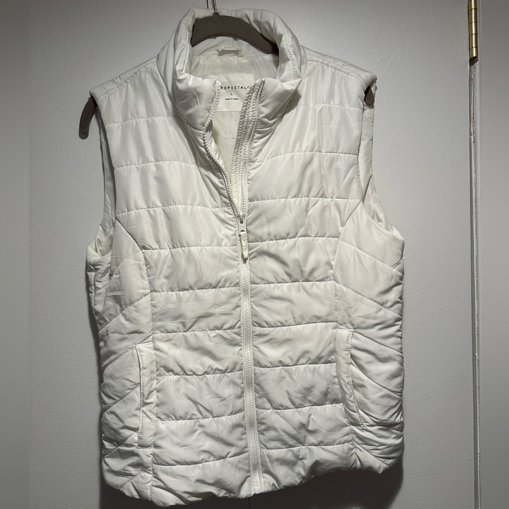 Aeropostale puffer vest